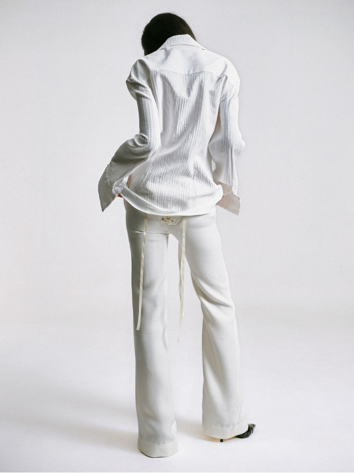 TAILORED SHIRT WITH BELT OPENING