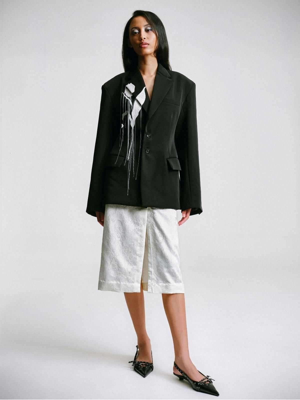 EMBROIDERED TAILORED JACKET
