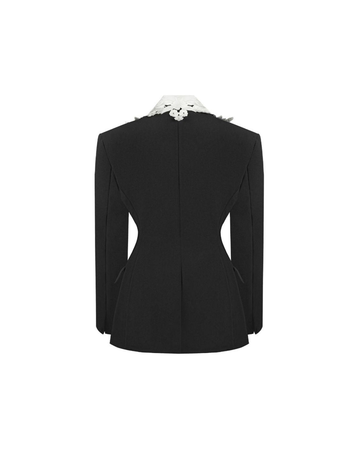 TAILORED SUIT WITH EMBROIDERED COLLAR