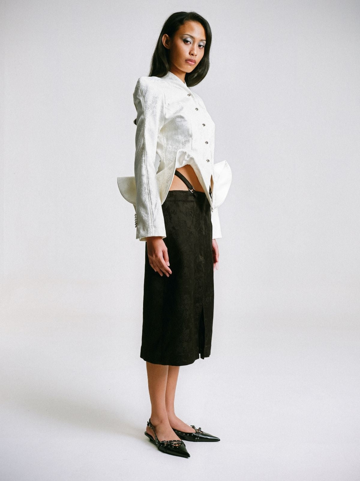 BESKAP JACKET WITH FLARED HEMS