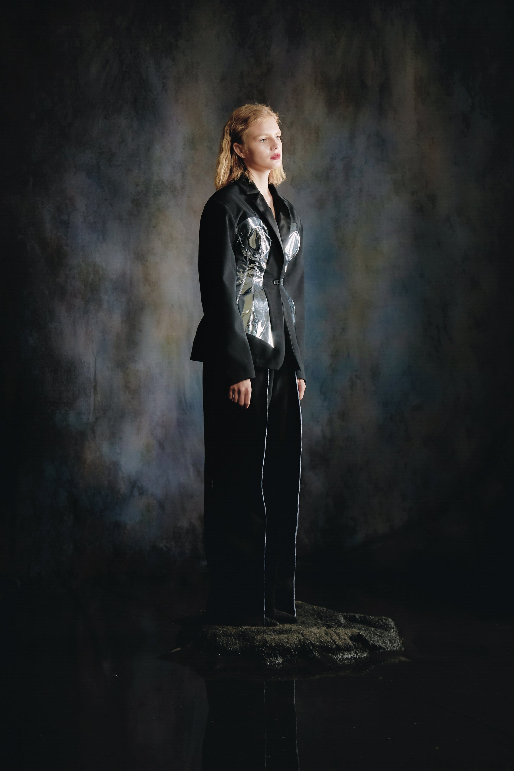 TAILORED BLACK SUIT WITH CORSET PANELS