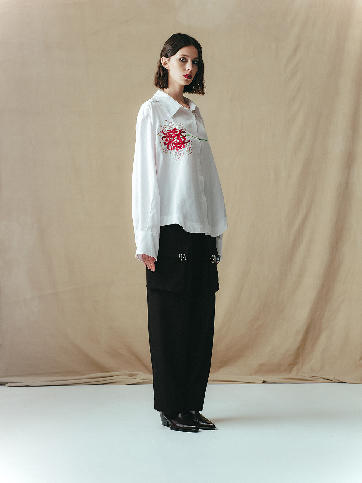 OVERSIZED COTTON SHIRT WITH EMBROIDERY DETAIL