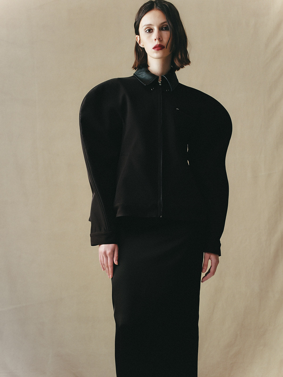 ROUNDED BLACK BLOUSON WITH LEATHER COLLAR